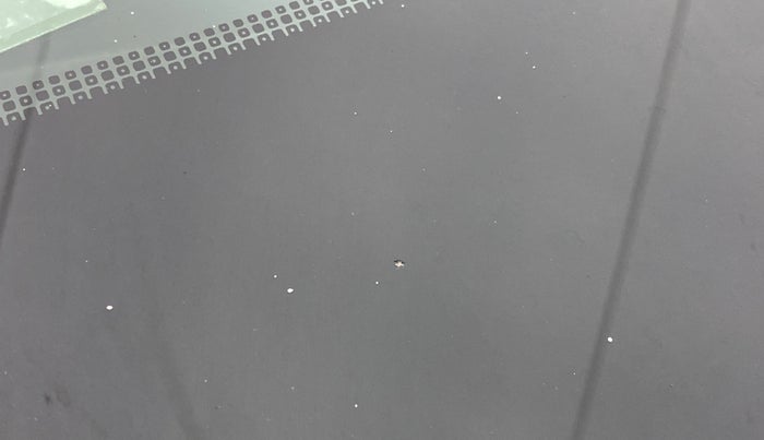 2017 Mahindra XUV500 W10 AT FWD, Diesel, Automatic, 61,290 km, Front windshield - Minor spot on windshield