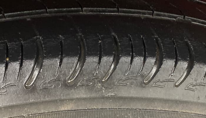 2022 Maruti S PRESSO VXI (O) CNG, CNG, Manual, 60,237 km, Right Rear Tyre Tread