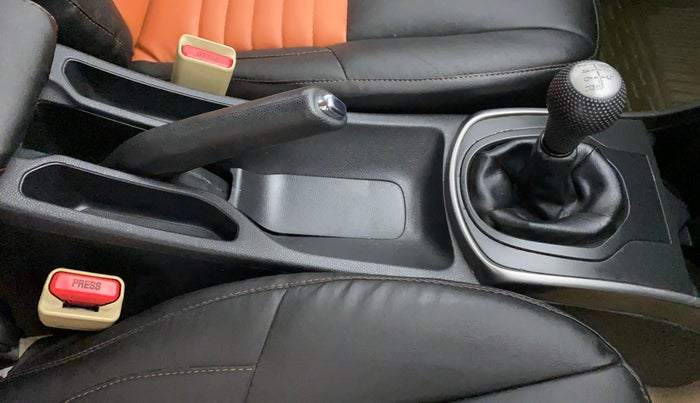 2014 Honda City SV MT DIESEL, Diesel, Manual, 79,974 km, Gear Lever