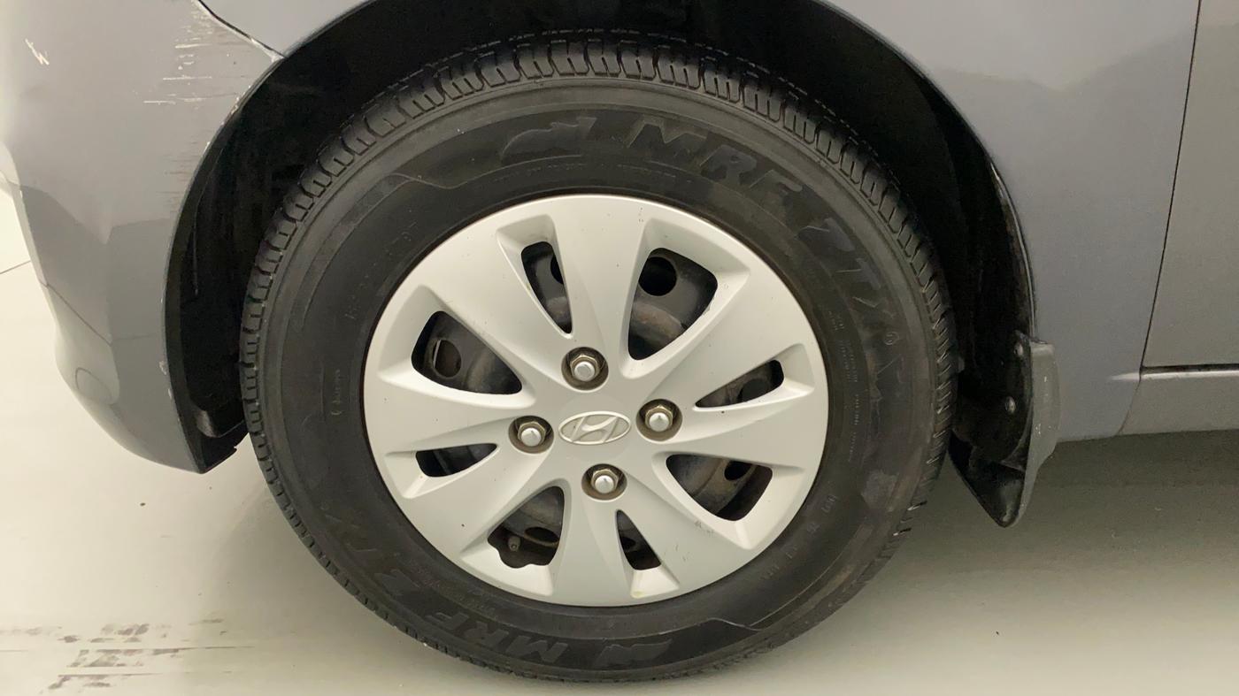 2012 Hyundai i10 SPORTZ 1.2, Petrol, Manual, 14,095 km, Left Front Wheel