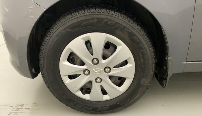 2012 Hyundai i10 SPORTZ 1.2, Petrol, Manual, 14,095 km, Left Front Wheel