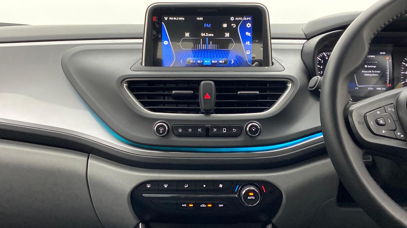 2020 Tata ALTROZ XZ 1.2, Petrol, Manual, 1,165 km, Air Conditioner