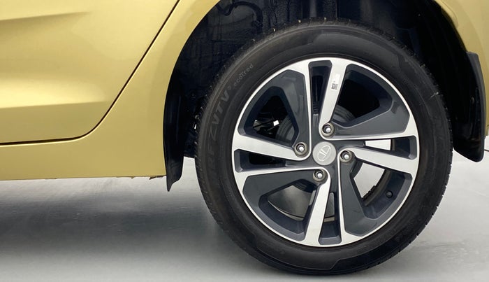 2020 Tata ALTROZ XZ 1.2, Petrol, Manual, 1,165 km, Left Rear Wheel