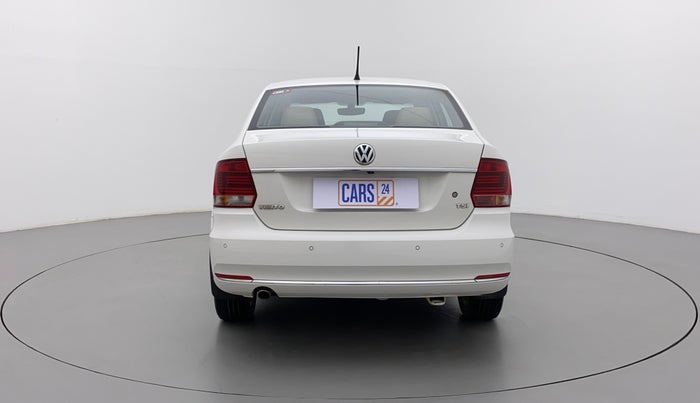 2017 Volkswagen Vento HIGHLINE PLUS 1.2 AT 16 ALLOY, Petrol, Automatic, 32,366 km, Back/Rear