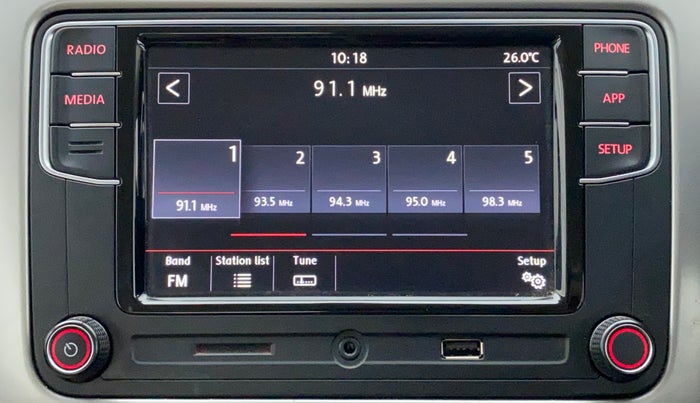 2017 Volkswagen Vento HIGHLINE PLUS 1.2 AT 16 ALLOY, Petrol, Automatic, 32,366 km, Infotainment System