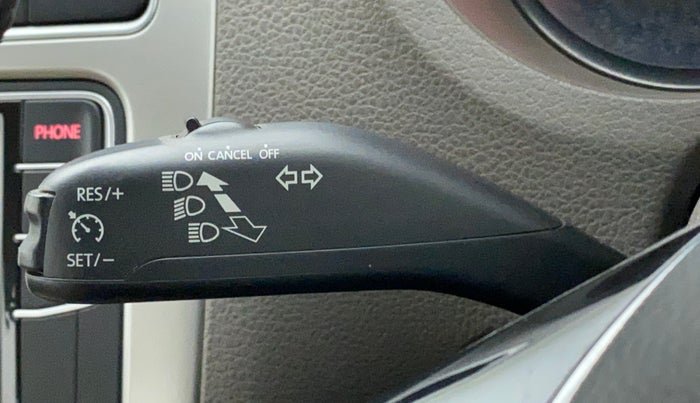 2017 Volkswagen Vento HIGHLINE PLUS 1.2 AT 16 ALLOY, Petrol, Automatic, 32,366 km, Adaptive Cruise Control