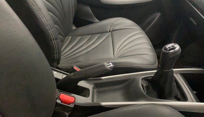 2018 Maruti Baleno DELTA PETROL 1.2, Petrol, Manual, 55,673 km, Gear Lever