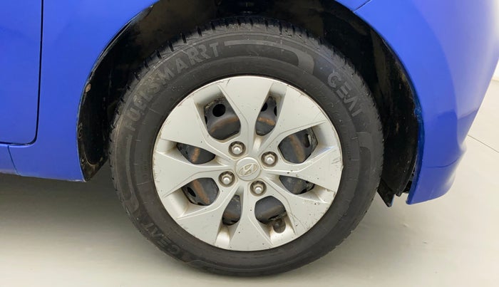2014 Hyundai Xcent BASE 1.2, CNG, Manual, 1,22,625 km, Right Front Wheel