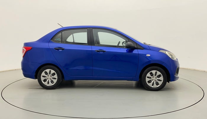 2014 Hyundai Xcent BASE 1.2, CNG, Manual, 1,22,625 km, Right Side View
