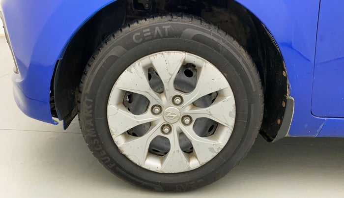 2014 Hyundai Xcent BASE 1.2, CNG, Manual, 1,22,625 km, Left Front Wheel