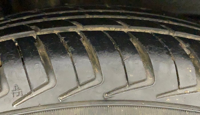2020 Maruti New Wagon-R LXI 1.0, Petrol, Manual, 17,049 km, Right Rear Tyre Tread