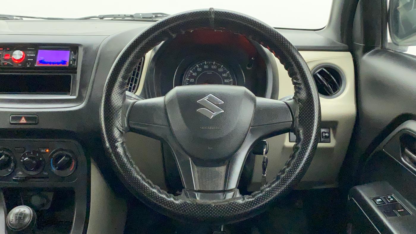 2020 Maruti New Wagon-R LXI 1.0, Petrol, Manual, 17,049 km, Steering Wheel Close Up