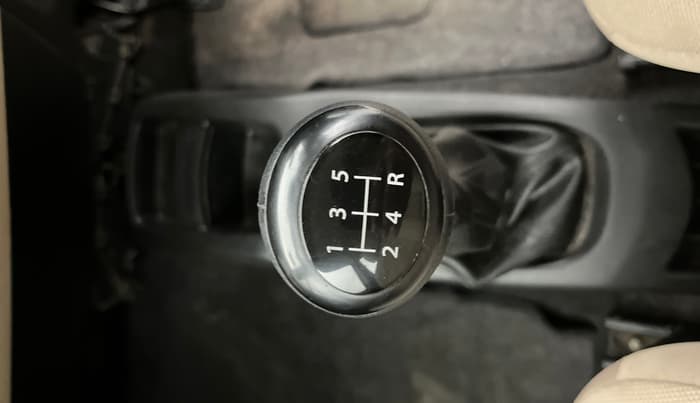 2017 Maruti Wagon R 1.0 LXI CNG, CNG, Manual, 68,626 km, Gear Lever