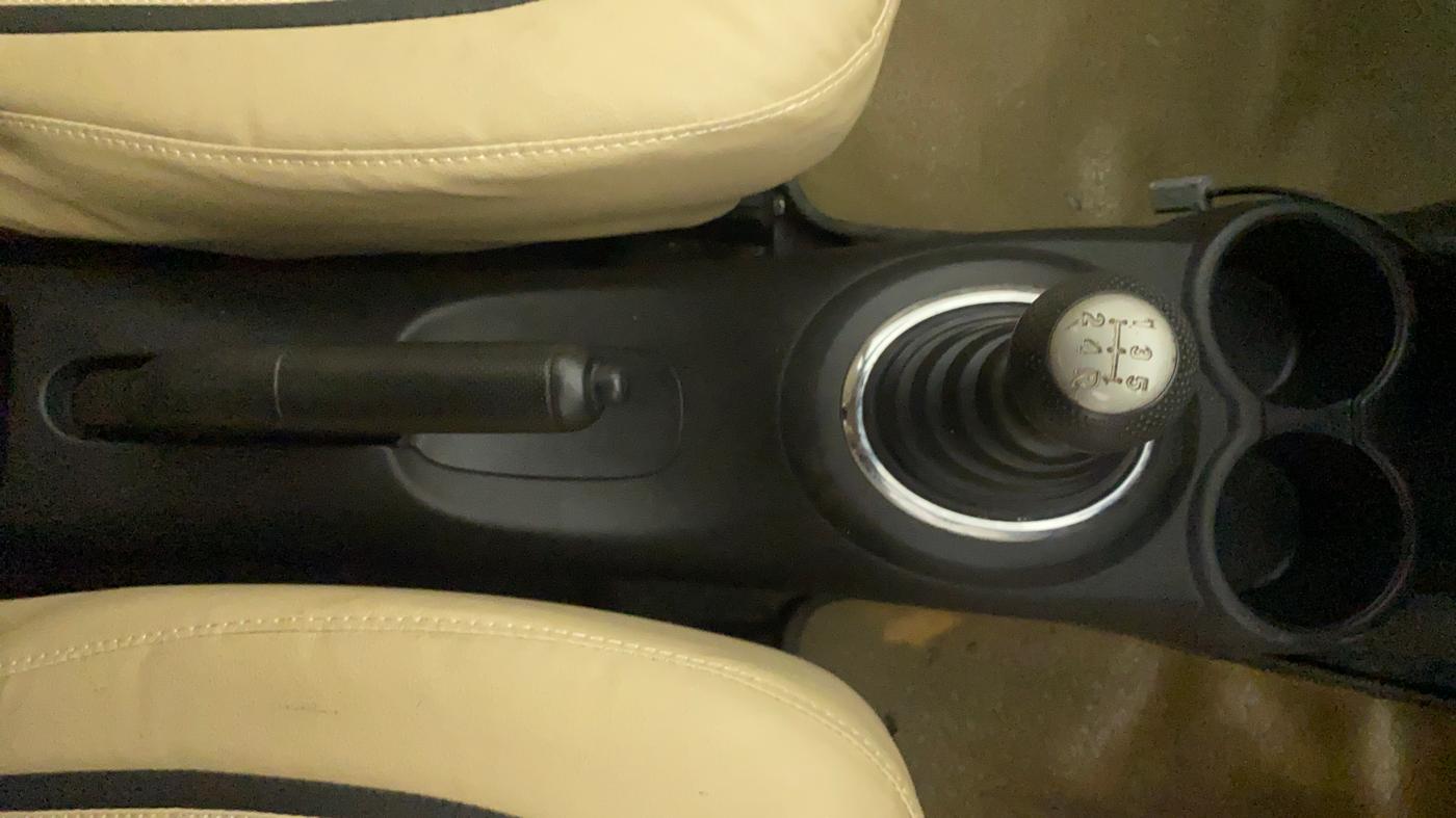 2013 Honda Amaze 1.2L I-VTEC S, Petrol, Manual, 43,799 km, Gear Lever
