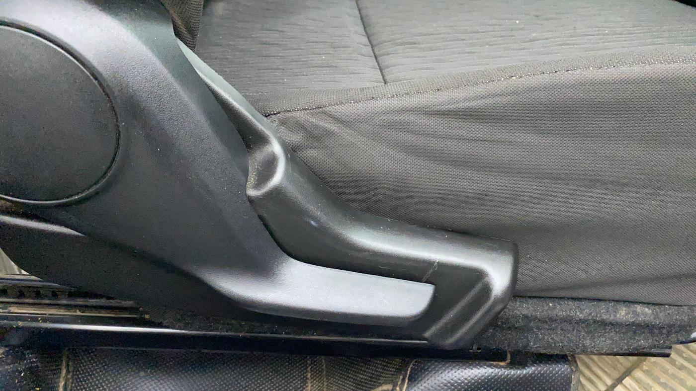 2017 Maruti Baleno DELTA 1.2 K12, Petrol, Manual, 52,241 km, Driver Side Adjustment Panel