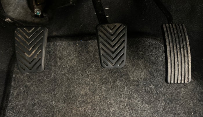 2015 Hyundai Eon ERA +, Petrol, Manual, 26,059 km, Pedals