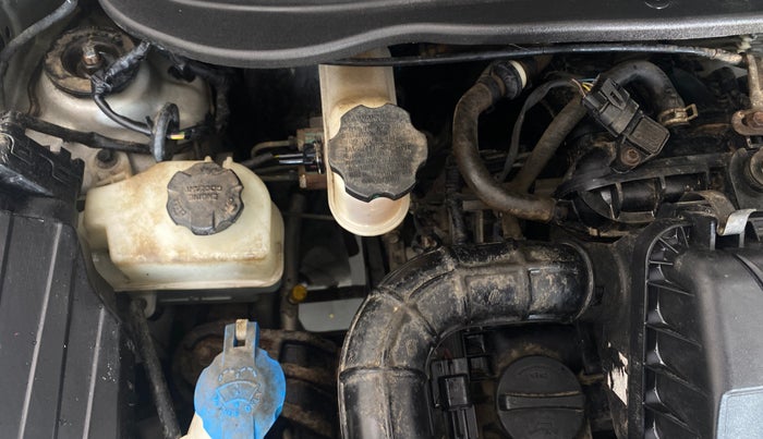 2015 Hyundai Eon ERA +, Petrol, Manual, 26,059 km, Engine View - Right