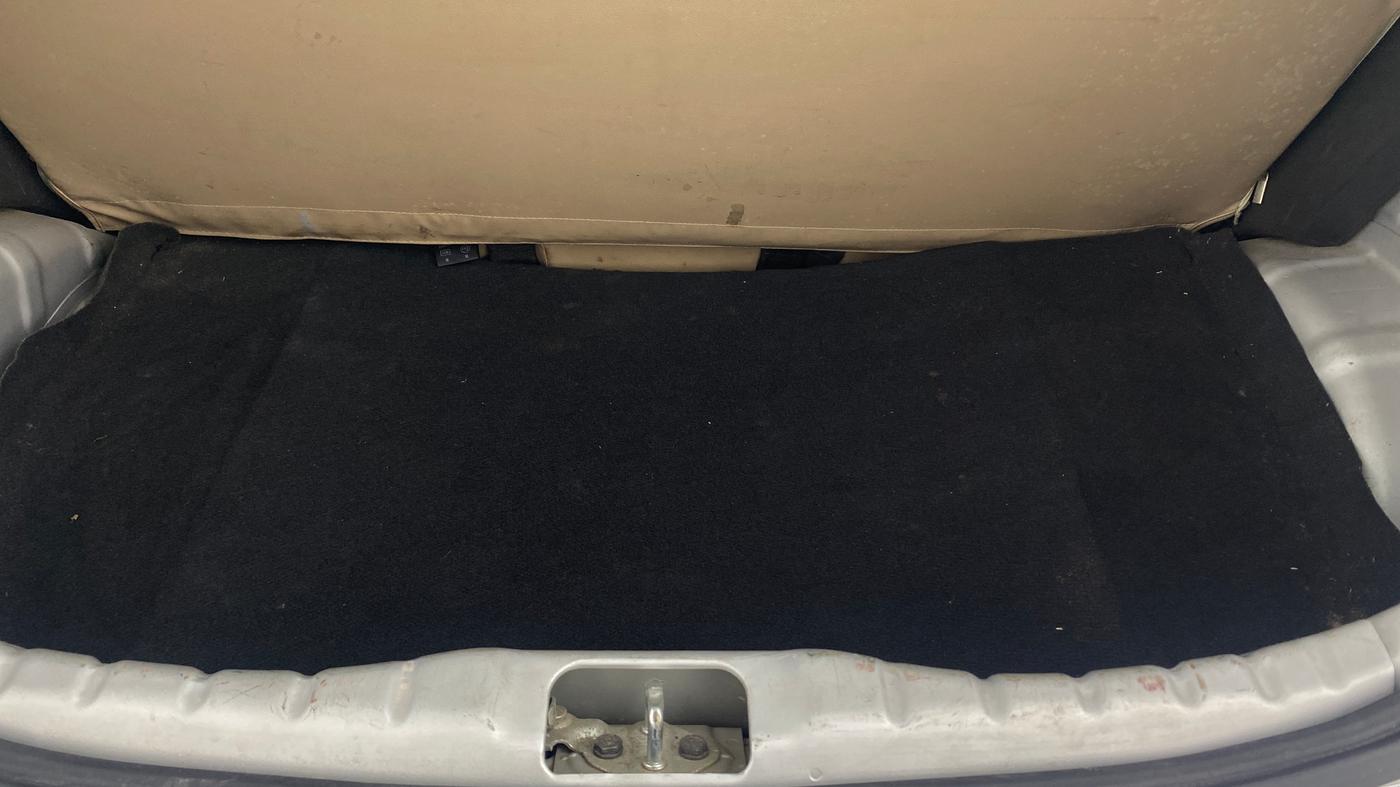 2015 Hyundai Eon ERA +, Petrol, Manual, 26,059 km, Boot Inside