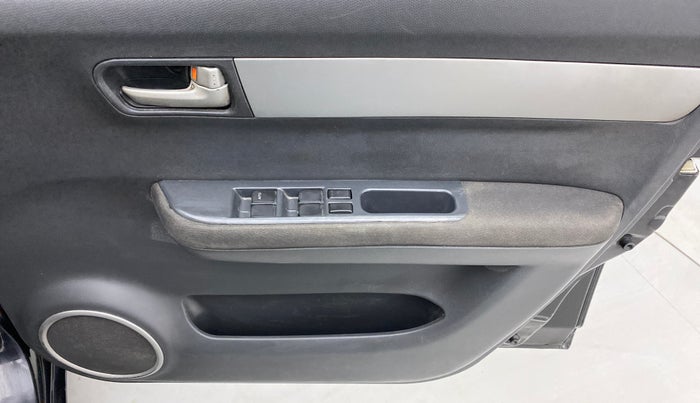 2011 Maruti Swift VDI, Diesel, Manual, 94,514 km, Driver Side Door Panels Control