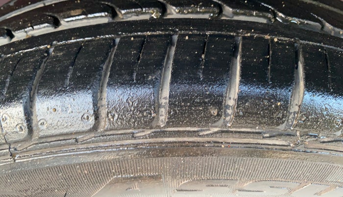 2020 Honda Jazz 1.2L I-VTEC ZX CVT, Petrol, Automatic, 13,941 km, Left Rear Tyre Tread