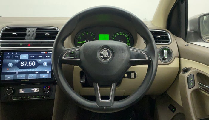 2014 Skoda Rapid ELEGANCE 1.6 MPI MT, Petrol, Manual, 50,390 km, Steering Wheel Close Up