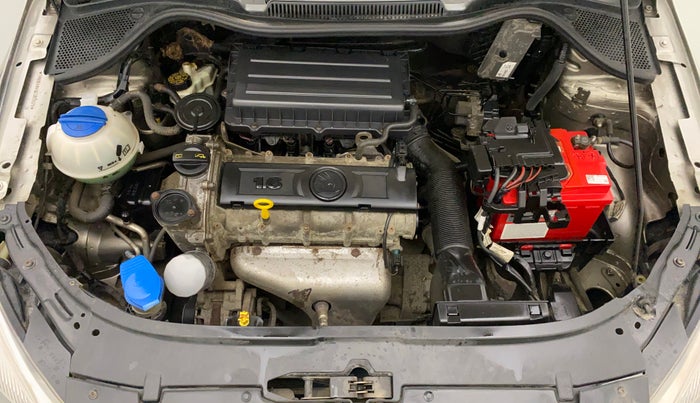 2014 Skoda Rapid ELEGANCE 1.6 MPI MT, Petrol, Manual, 50,390 km, Open Bonet