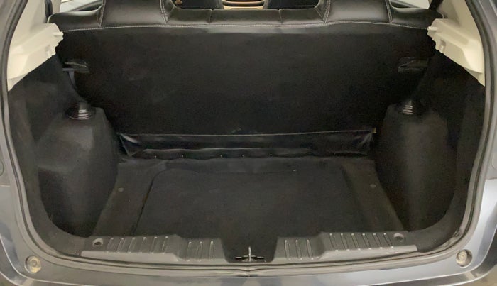 2021 Tata ALTROZ XE PETROL, Petrol, Manual, 25,547 km, Boot Inside