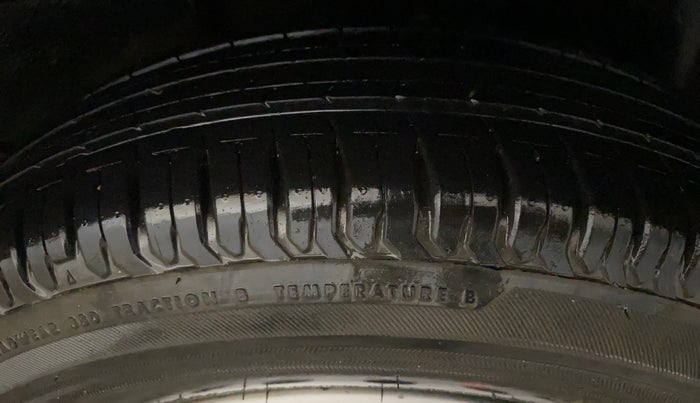 2021 Tata ALTROZ XE PETROL, Petrol, Manual, 25,547 km, Left Rear Tyre Tread