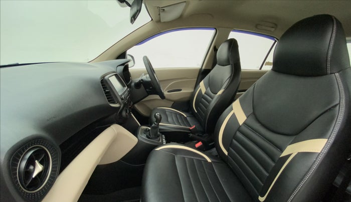 2018 Hyundai NEW SANTRO ASTA MT, Petrol, Manual, 28,060 km, Right Side Front Door Cabin