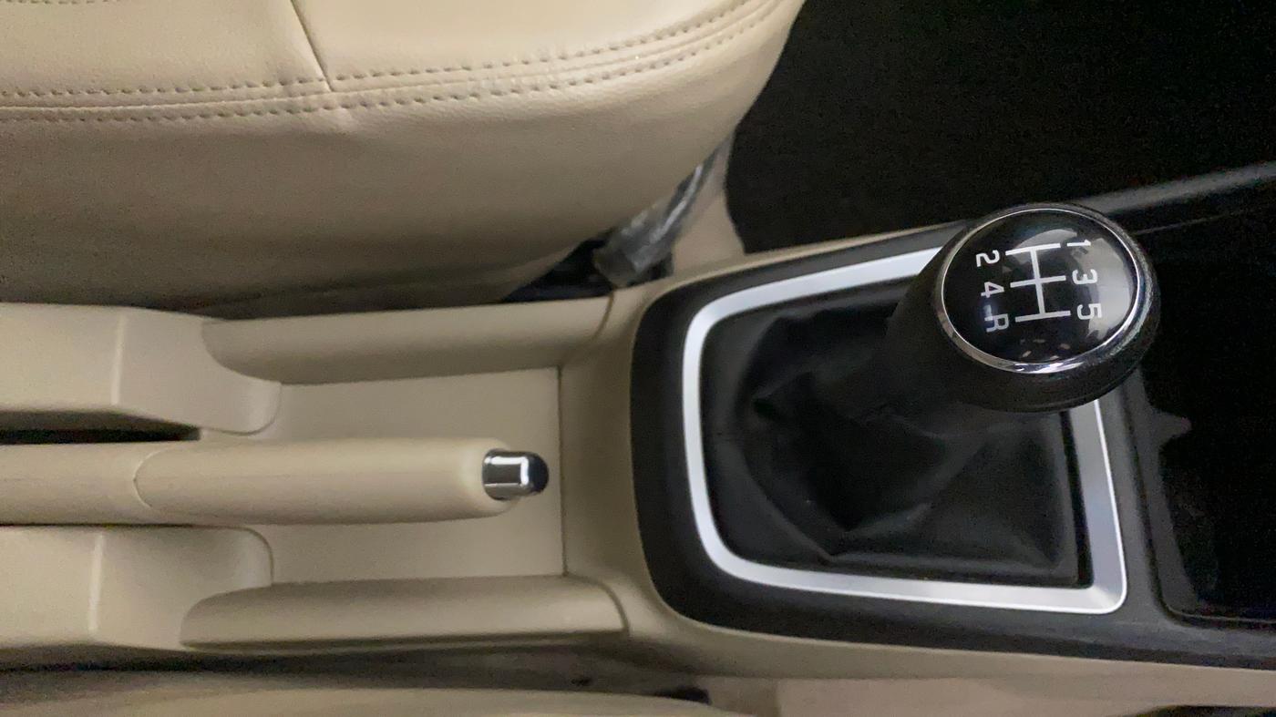 2022 Maruti Dzire VXI CNG, CNG, Manual, 7,757 km, Gear Lever