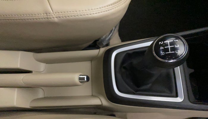 2022 Maruti Dzire VXI CNG, CNG, Manual, 7,706 km, Gear Lever