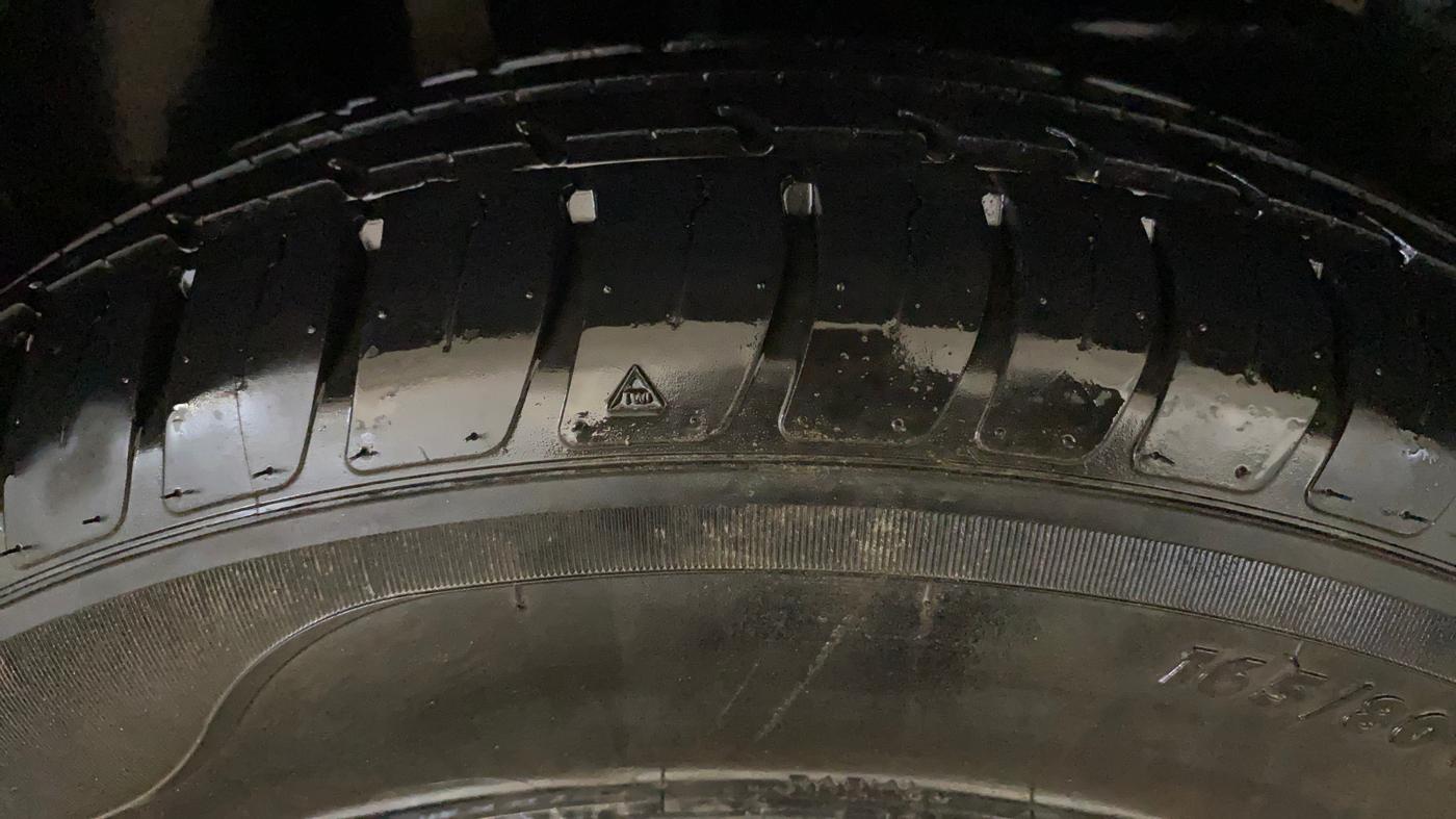 2022 Maruti Dzire VXI CNG, CNG, Manual, 7,757 km, Right Rear Tyre Tread