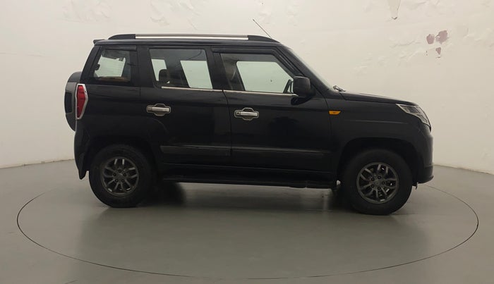 2017 Mahindra TUV300 T10, Diesel, Manual, 84,928 km, Right Side