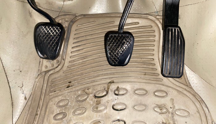 2014 Honda City 1.5L I-DTEC S, Diesel, Manual, 81,094 km, Pedals