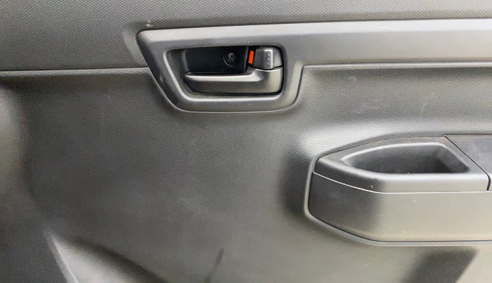 2021 Maruti S PRESSO VXI+, Petrol, Manual, 4,281 km, Driver Side Door Panels Control