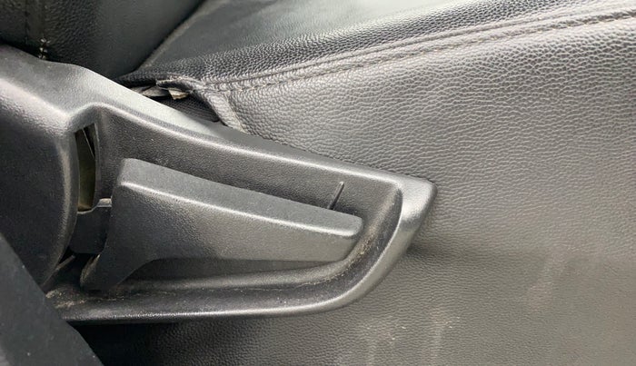 2020 Maruti S PRESSO VXI PLUS AMT, Petrol, Automatic, 66,492 km, Driver Side Adjustment Panel