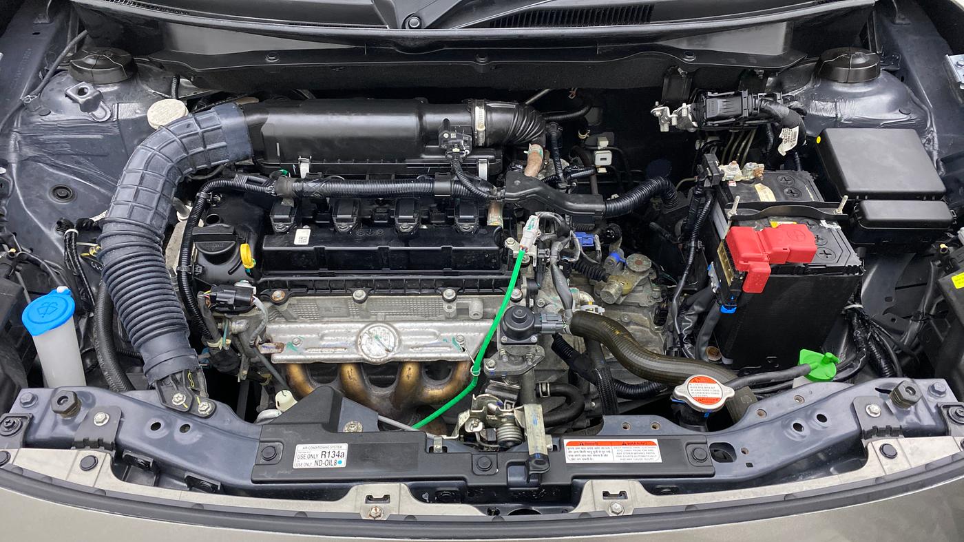2021 Maruti Swift VXI D, Petrol, Manual, 1,883 km, Open Bonet