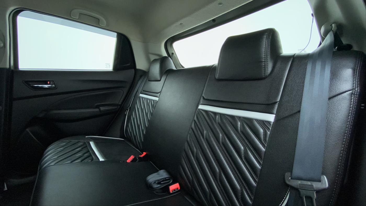2021 Maruti Swift VXI D, Petrol, Manual, 1,883 km, Right Side Rear Door Cabin