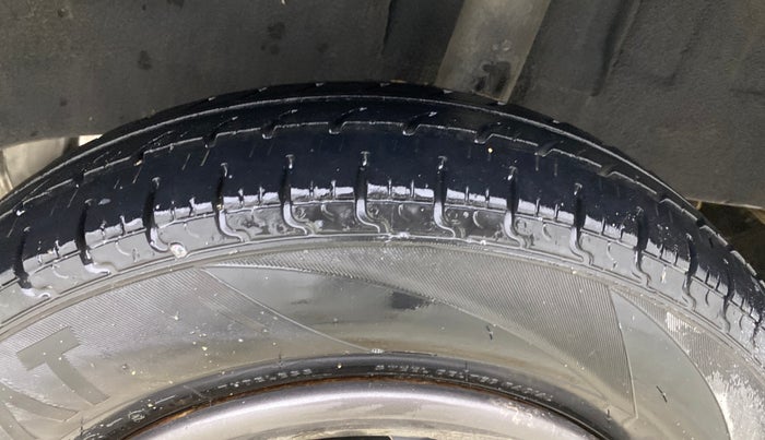 2018 Renault Kwid RXT 1.0 (O), CNG, Manual, 71,954 km, Left Rear Tyre Tread