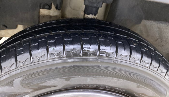 2018 Renault Kwid RXT 1.0 (O), CNG, Manual, 71,954 km, Left Front Tyre Tread