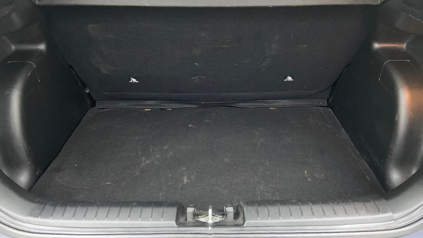 2022 Hyundai VENUE S MT 1.2 KAPPA, Petrol, Manual, 3,149 km, Boot Inside