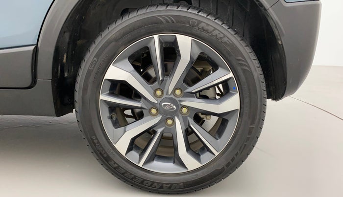 2021 Mahindra XUV300 W8 (O) 1.5 DIESEL, Diesel, Manual, 12,214 km, Left Rear Wheel