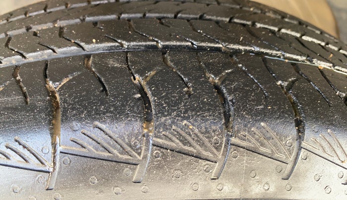 2020 MG HECTOR SHARP 1.5 DCT PETROL, Petrol, Automatic, 79,999 km, Left Front Tyre Tread