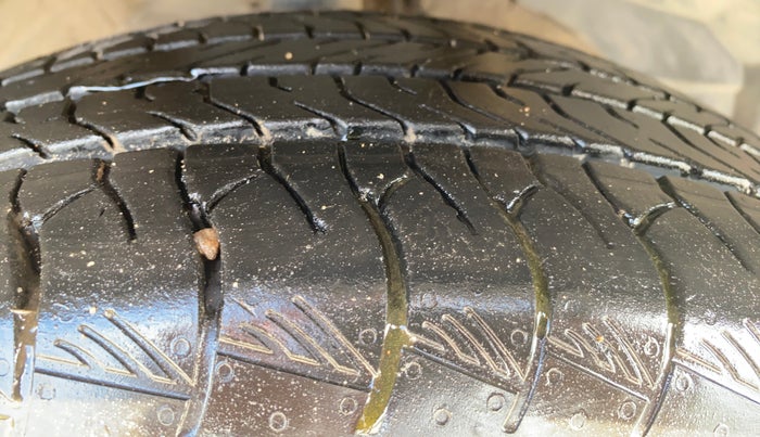 2020 MG HECTOR SHARP 1.5 DCT PETROL, Petrol, Automatic, 79,999 km, Right Front Tyre Tread