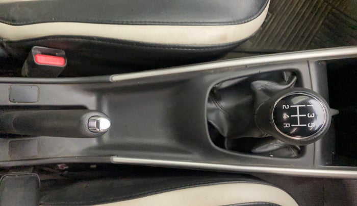 2016 Maruti Baleno ALPHA PETROL 1.2, Petrol, Manual, 60,031 km, Gear Lever