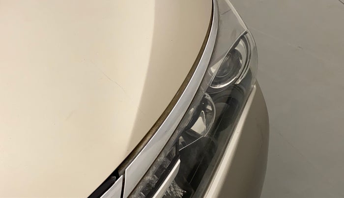 2014 Toyota Corolla Altis VL AT PETROL, Petrol, Automatic, 57,094 km, Left headlight - Clamp has minor damage