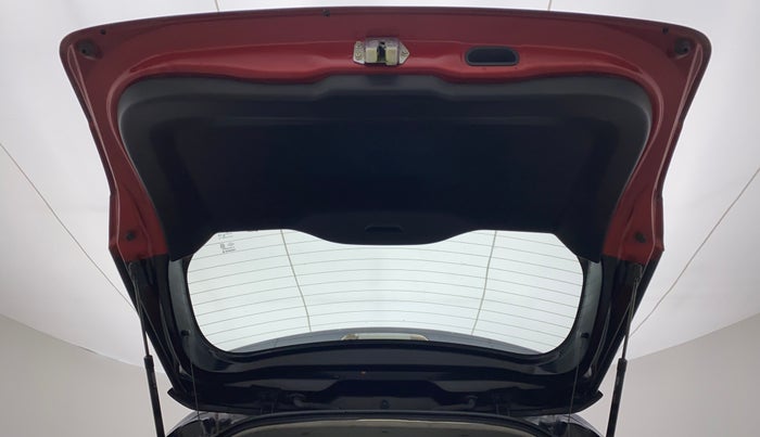 2018 Maruti Vitara Brezza ZDI PLUS DUAL TONE, Diesel, Manual, 21,138 km, Boot Door Open