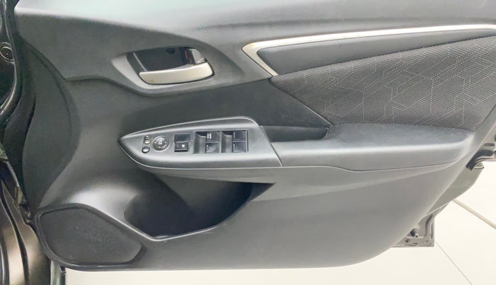 2018 Honda Jazz 1.5L I-DTEC VX, Diesel, Manual, 88,678 km, Driver Side Door Panels Control