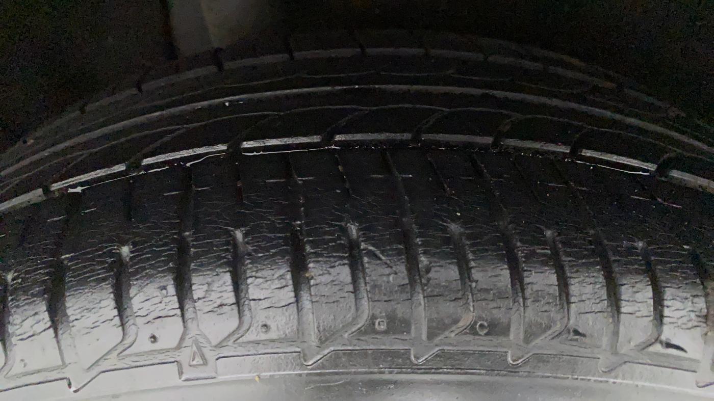 2016 Maruti Baleno ZETA 1.2 K12, Petrol, Manual, 53,222 km, Right Rear Tyre Tread