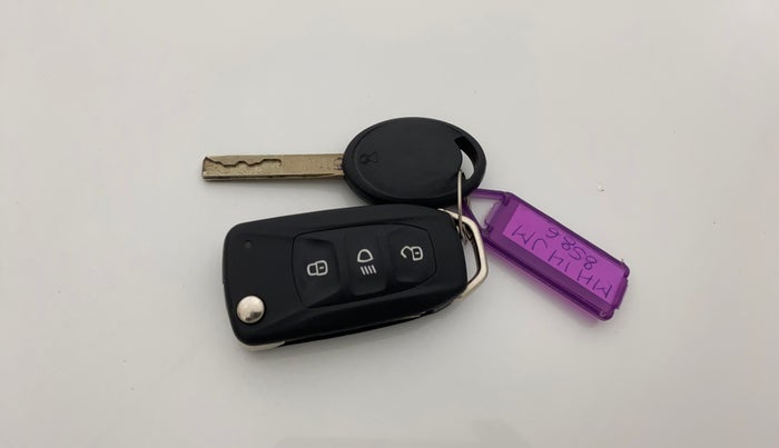 2021 Tata Tiago XZ PLUS PETROL, Petrol, Manual, 14,991 km, Key Close Up